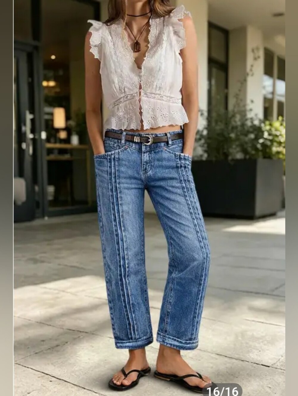 Flamingals Wash Pleated Mid Rise Straight Leg Crop Jeans NWT Medium